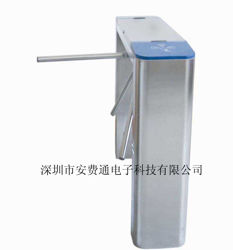 供应优质美观桥式梯形三辊闸