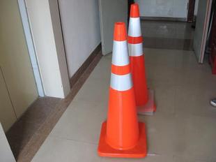 路锥 路锥价格 路锥标价 路锥用途 pvc路锥