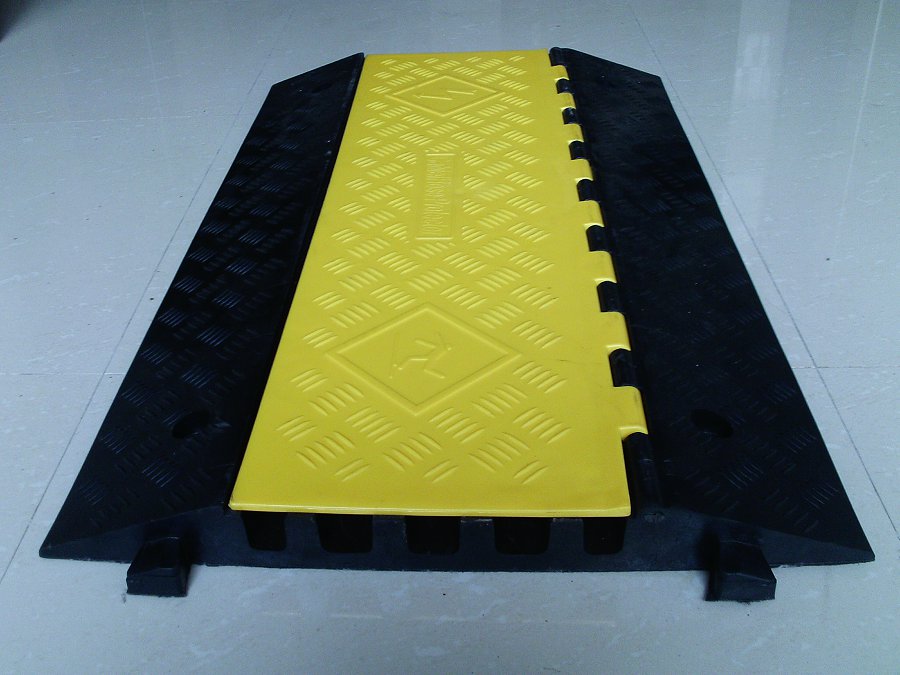 上海橡胶压线槽，橡胶压线槽厂家，橡胶压线槽价格