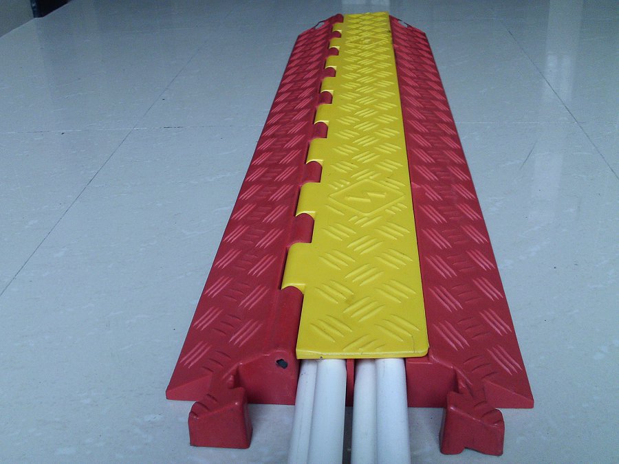 上海线槽保护板，线槽保护板厂家，线槽保护板规格