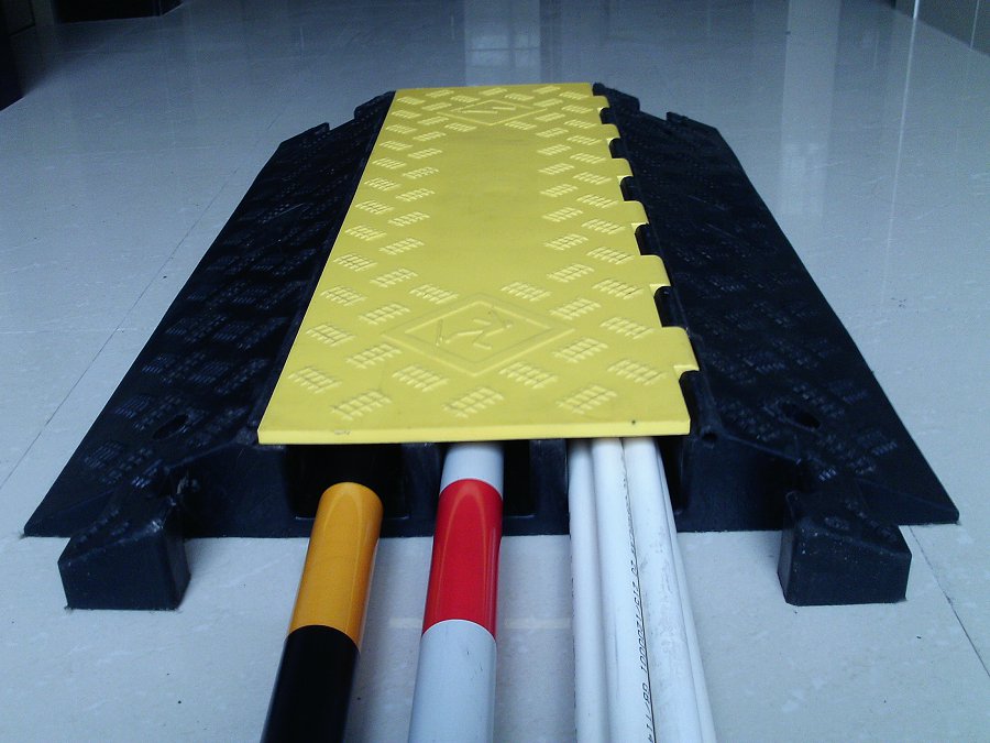 上海电缆过桥板，电缆过桥板厂家，电缆过桥板规格