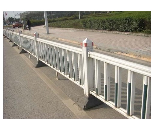 交通护栏