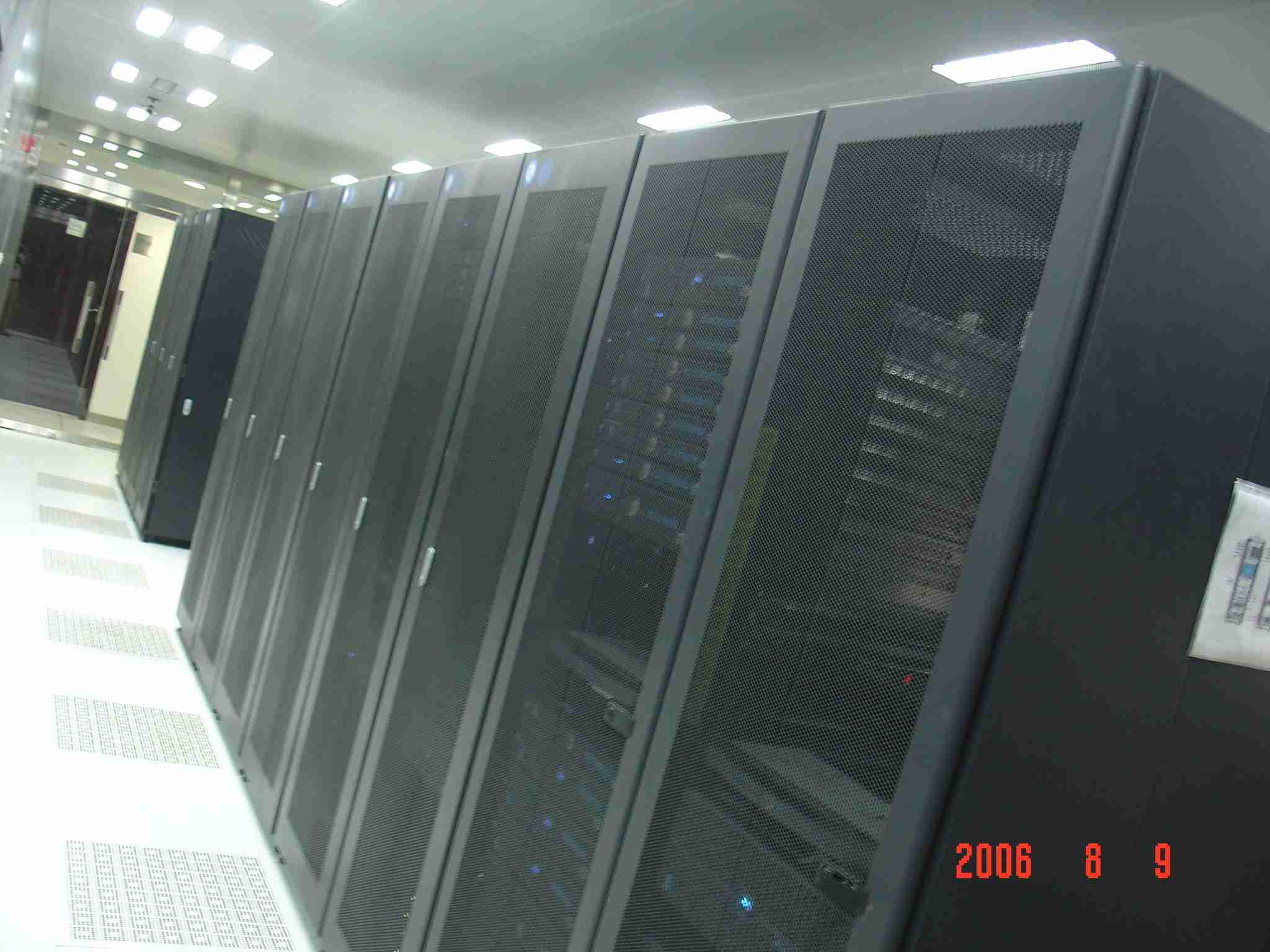 42U豪华型服务器机柜