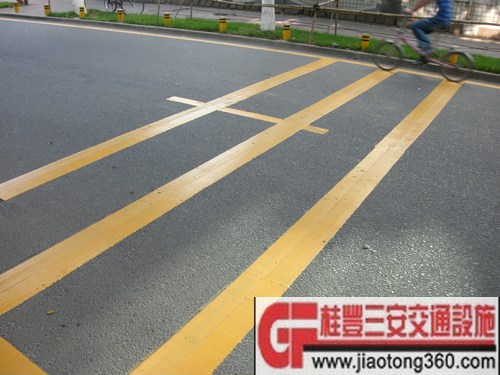 不锈钢伸缩围栏使用及注意事项