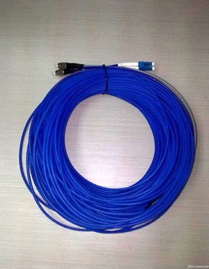 供应优质铠装光纤跳线LC-FC