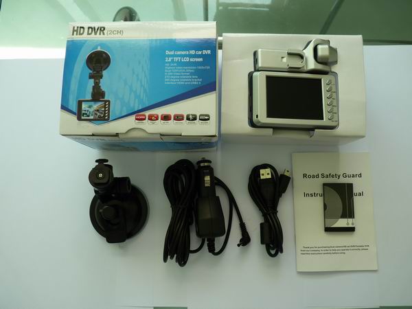 双摄像高清行车记录仪，高清台湾行驶记录仪