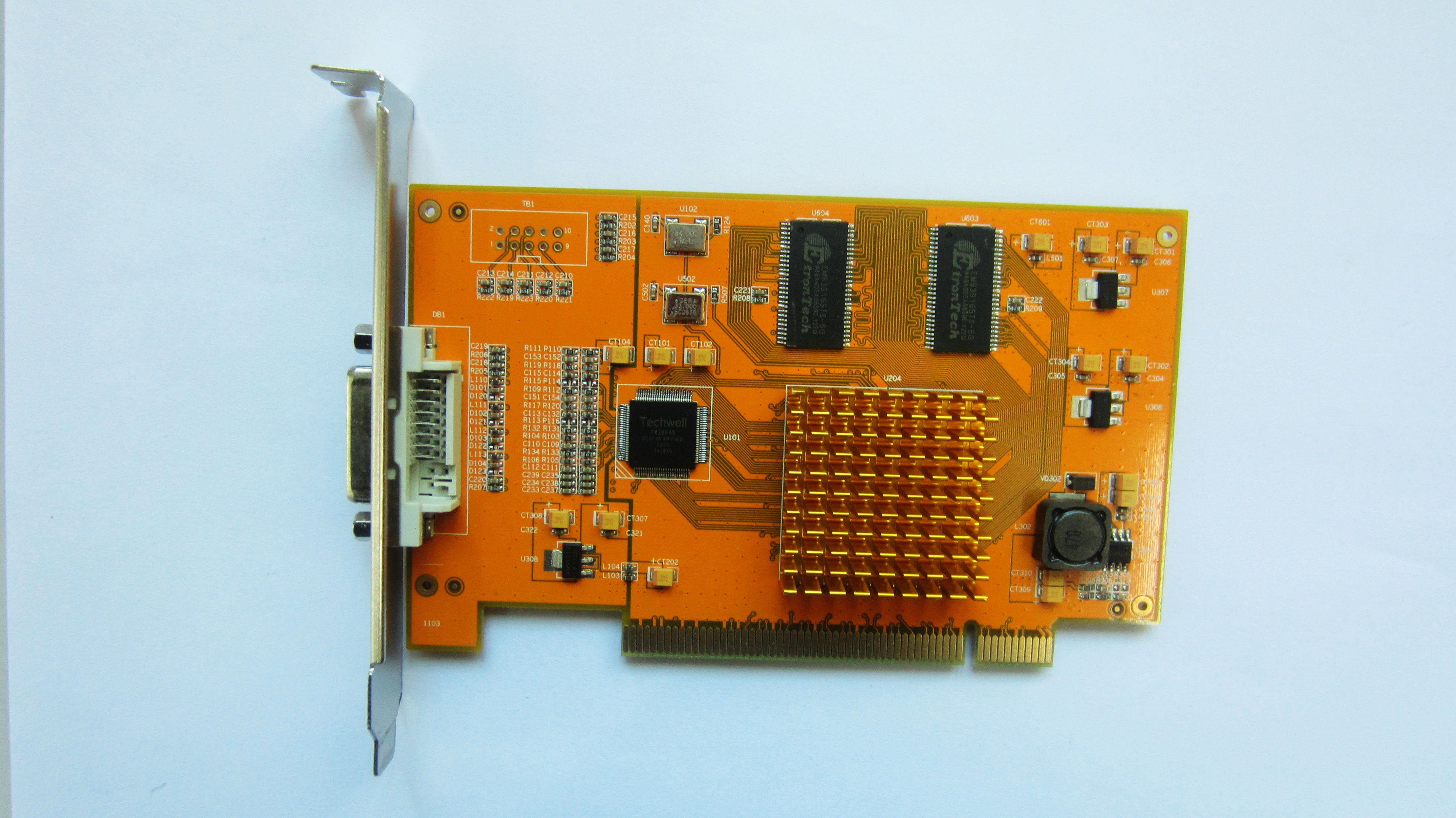 4路全兼容硬压缩超清视频采集卡