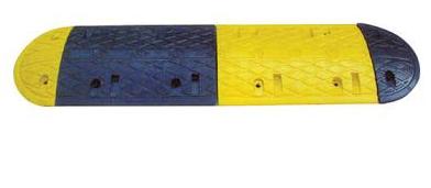 成都橡胶减速带/燕尾型橡胶减速带/铸钢减速埂