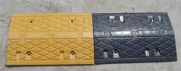 商丘哪卖钢板减速带 潢川减速带专卖 减速带生产基地