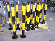 广东铁管反光防护柱厂家广州路虎交通专业生产反光防撞柱
