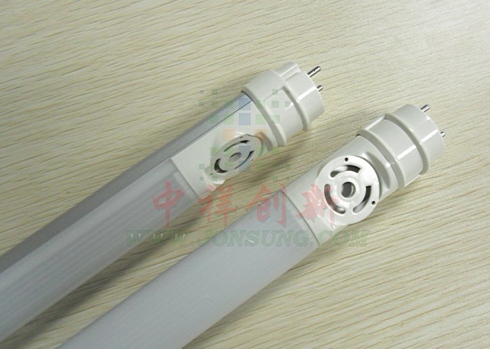 地下停车场LED红外线灯管与LED声控灯管的比较