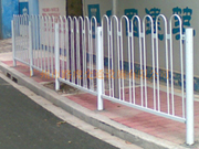 广东人行道京式城市护栏厂家专业生产波浪形城市护栏