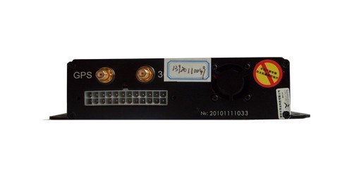 车载SD卡录像机+GPS监控跟踪系统