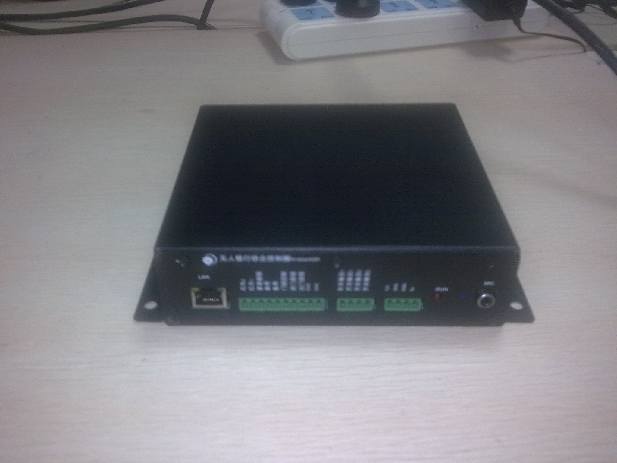 ATM防护舱门禁控制器