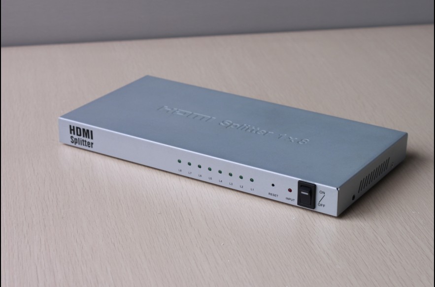 【1.4版 HDMI一进八出分配器，一分八】
