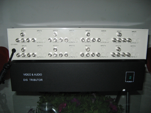 机架式8进32出视频分配器/8分32视频分配器/2U、可上标准机柜