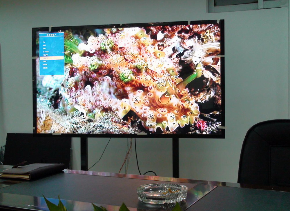 沃尔70寸高清液晶显示器