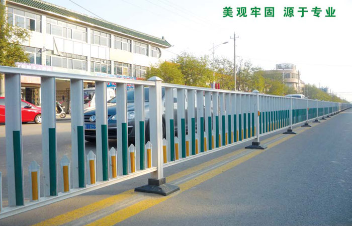 城市道路交通护栏