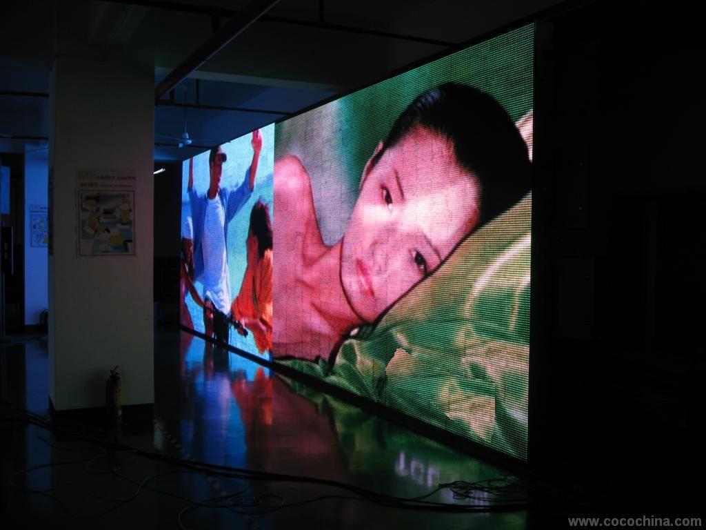 P8室内全彩显示屏