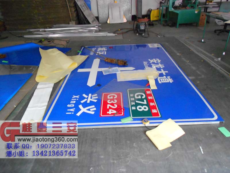 L型杆 八角杆 标志杆 F杆交通标志杆