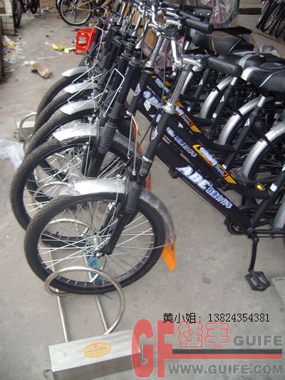 提供单车停放架价格 单车摆放设备
