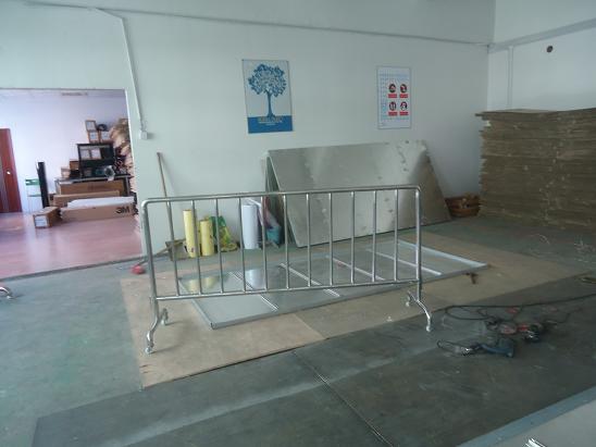 不锈钢移动护栏产品