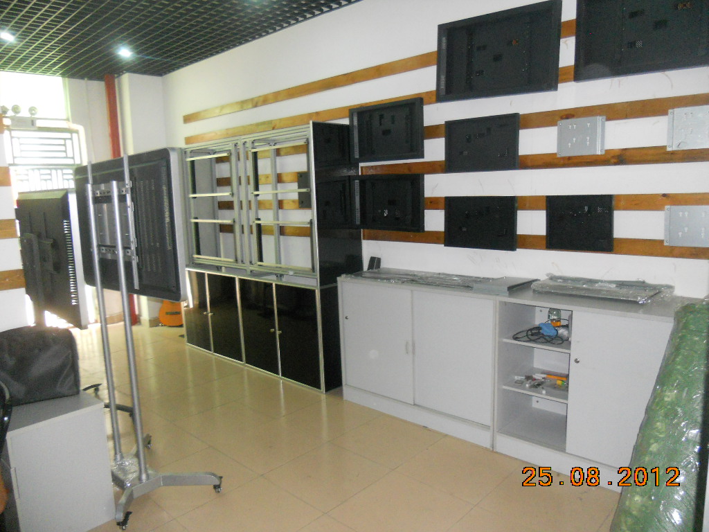 液晶拼接机柜、贝赛尔生产