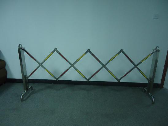 厂家直销使用灵活、快捷、高效不锈钢伸缩活动护栏