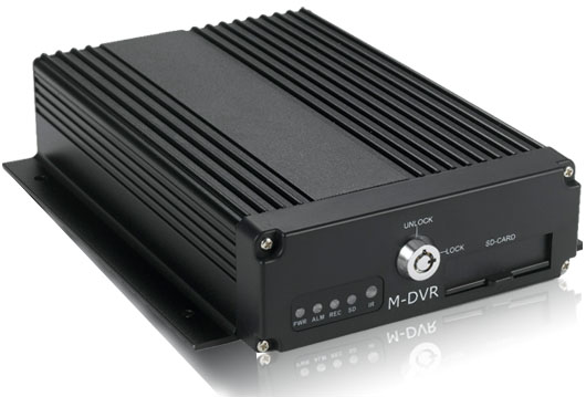 四路车载SD卡录像机 高清SD卡车载DVR