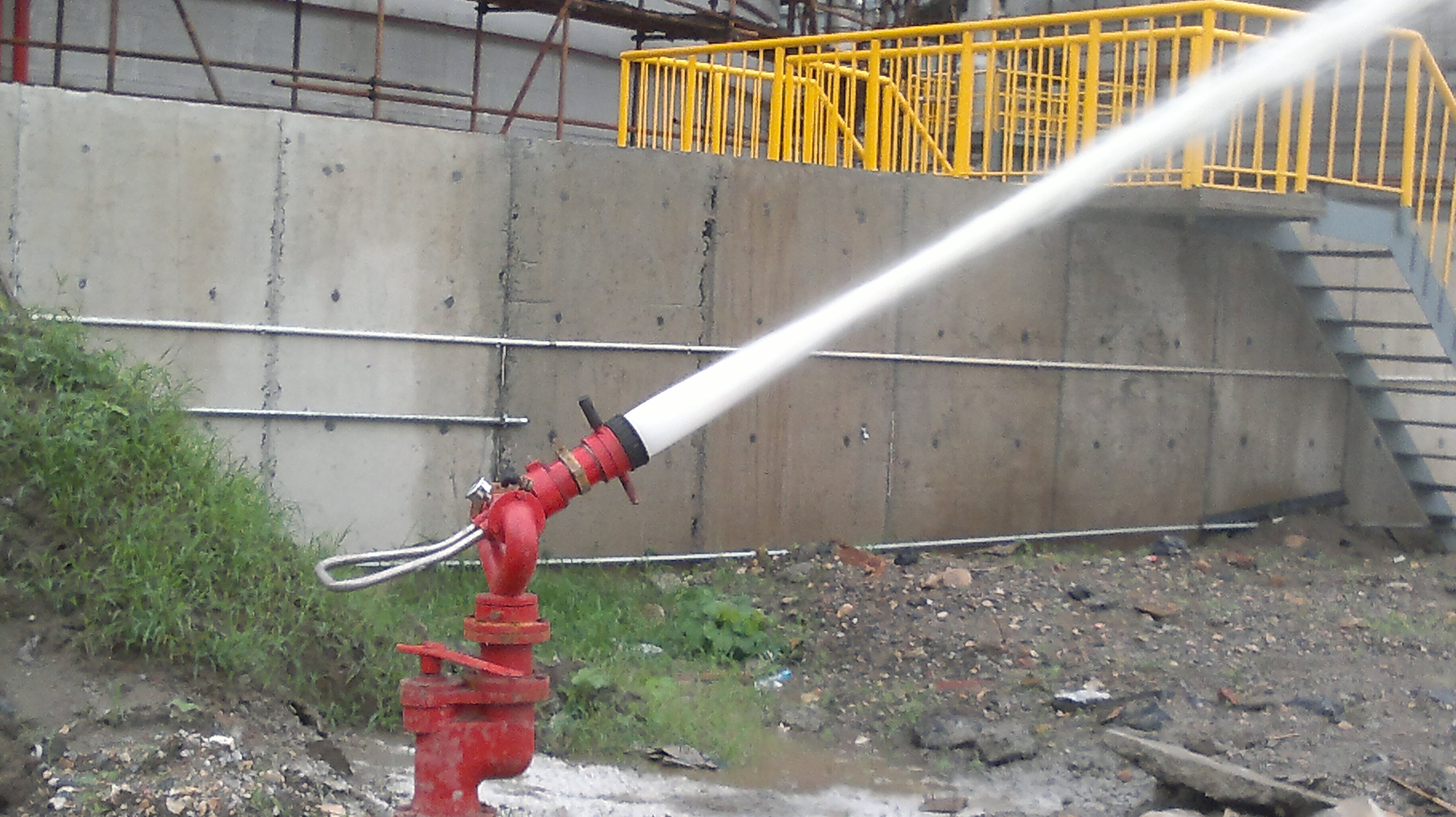 360度旋转消防水炮，射程50米以上消防水炮PS30-50