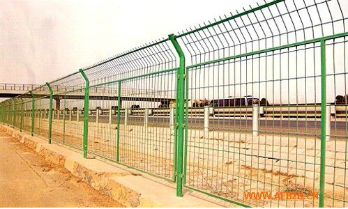 晋城框架护栏网围栏网厂