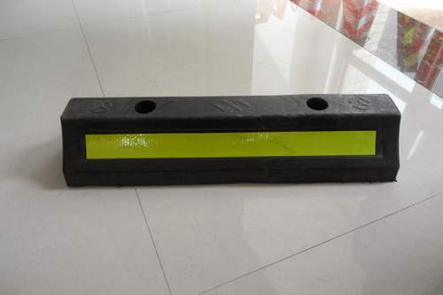 阜阳车轮挡多少钱一套，阜阳车轮挡厂家最新报价