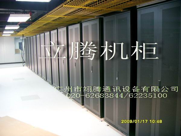厂家直销网络机柜，直销网络机柜，直销机柜