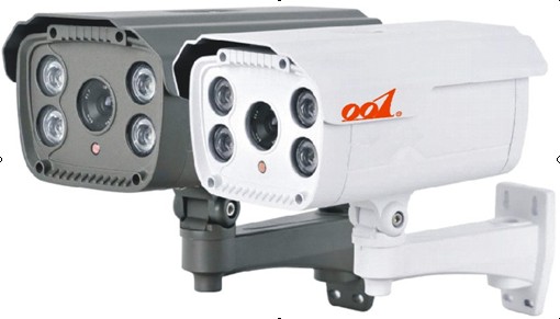 200万像素全功能四点阵红外夜视网络摄像机-四晶方机