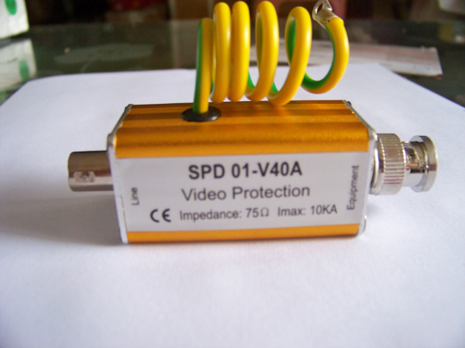 视频防雷器