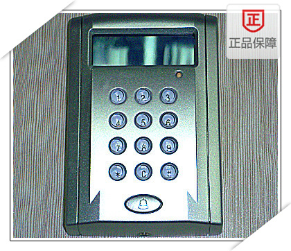 AN- 104 蓝精灵 ID/IC联网考勤控制器