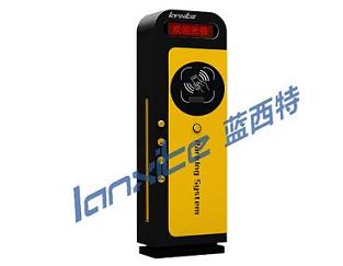 停车场设备厂家 停车场智能设备蓝西特