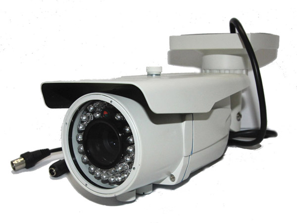 手动变焦红外防水摄像枪