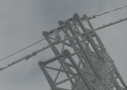 输电线路等值覆冰厚度监测装置