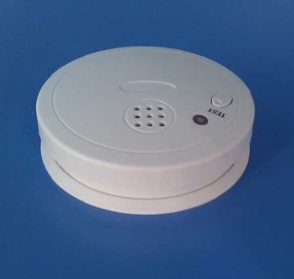 SN-828-3PC外观精美的烟雾报警器，9V供电独立型烟雾报警器