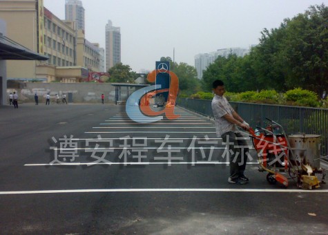 深圳停车场划线_深圳停车场划线_道路划线_小区停车场划线