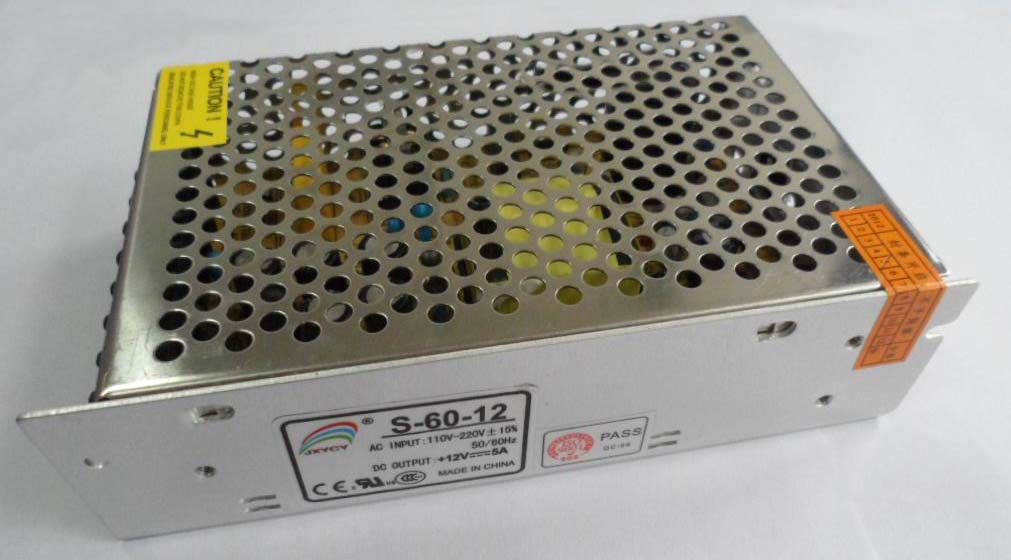12v5A60W监控电源防雨电源