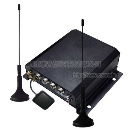 四路车载SD卡录像机 3G+GPG车载SD卡录像机