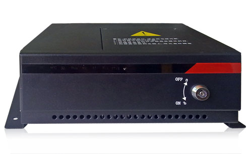 8路车载硬盘录像机