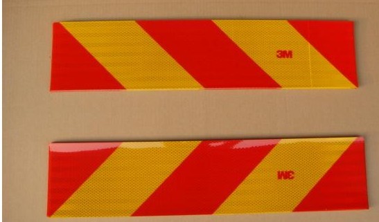 南宁车辆尾部标志板 验车必备产品 原装3M车尾反光板