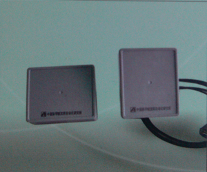 路侧安装测速雷达（测速仪）