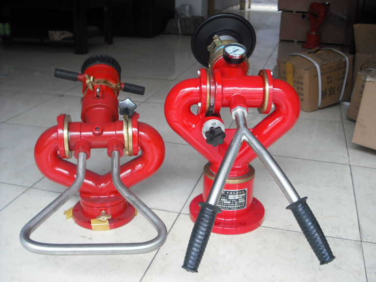 大流量消防水炮一炮多用流量