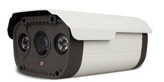 50米点阵式红外枪机