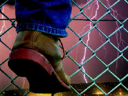 四川电子围栏鑫尚振动入侵探测系统