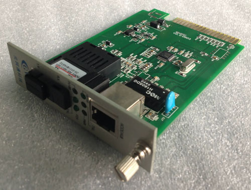 10/100M卡式收发器